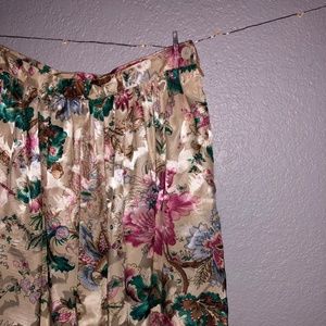 Retro High-waisted midi skirt (80s-90s)